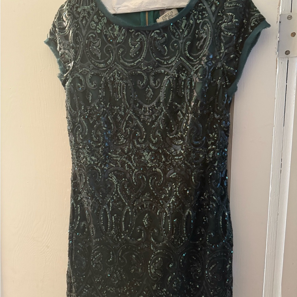 Elegant Green Sequin Dress